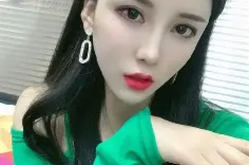 3500家连锁店女网红艾琳演豪门戏翻车涉嫌欺诈中老年人